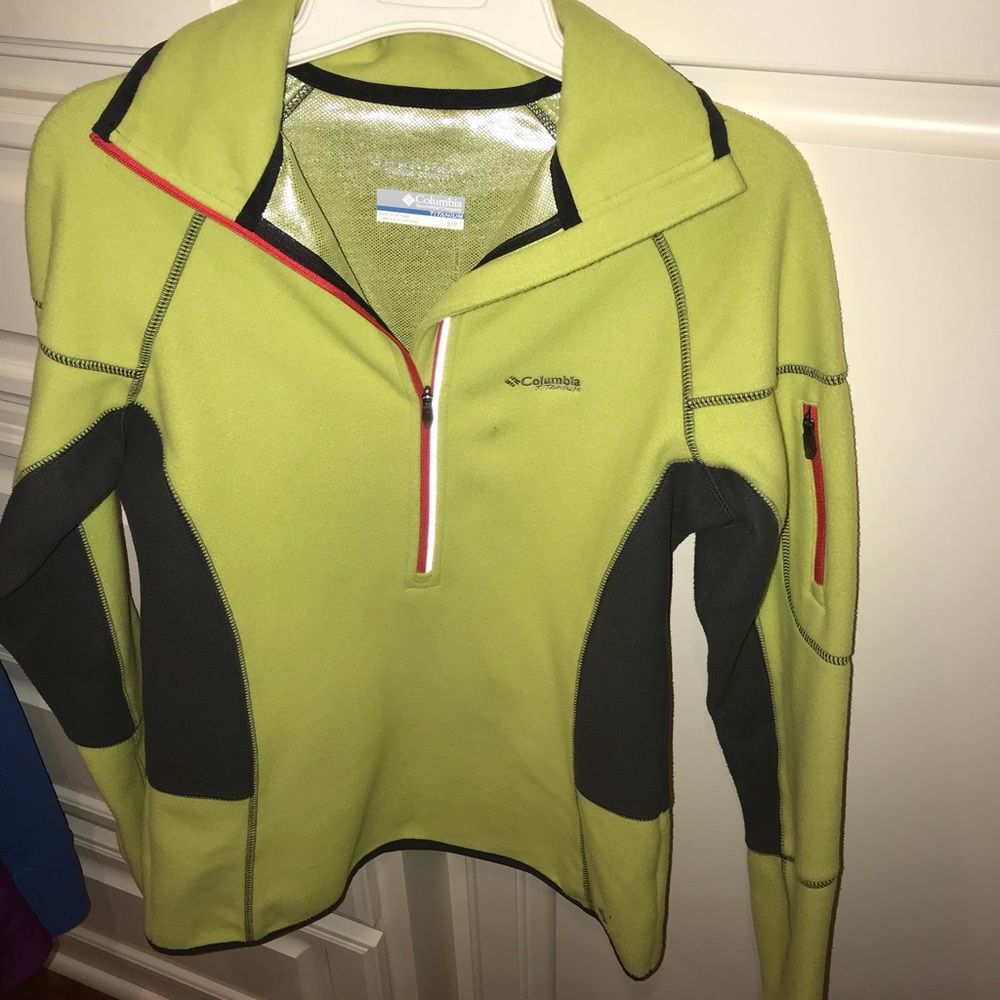 Green Columbia titanium pullover